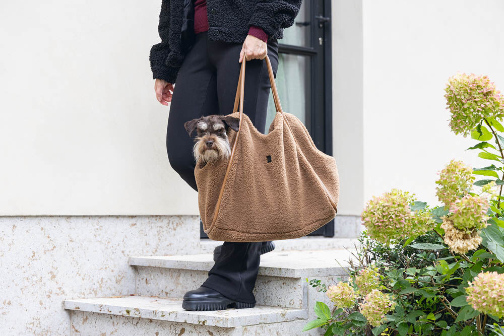 Designed by Lotte Tebby - Draagtas - Bruin