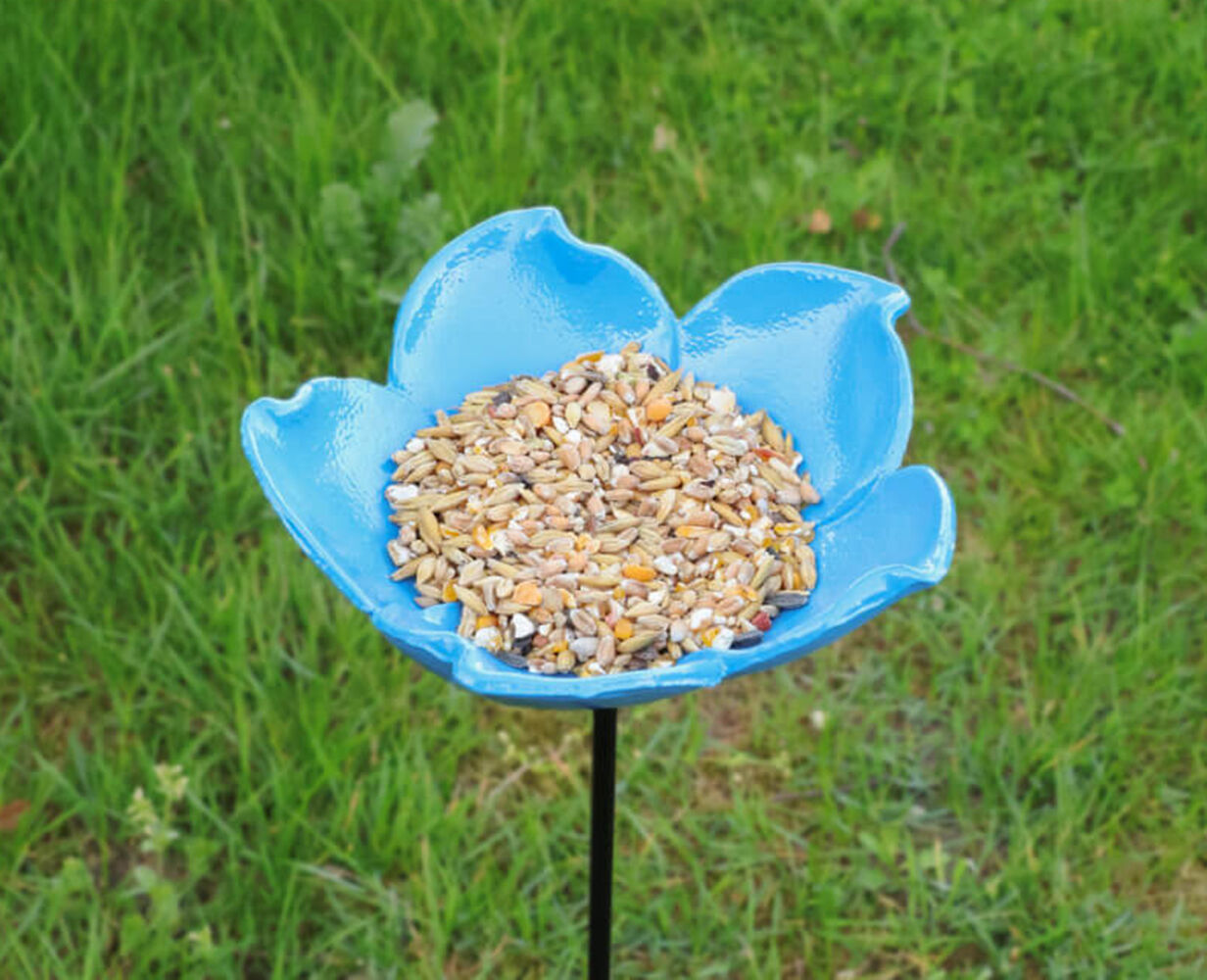 Vergeet mij nietje - Voederschaal op steker - Tuinvogels - Blauw - 75x15x15 cm