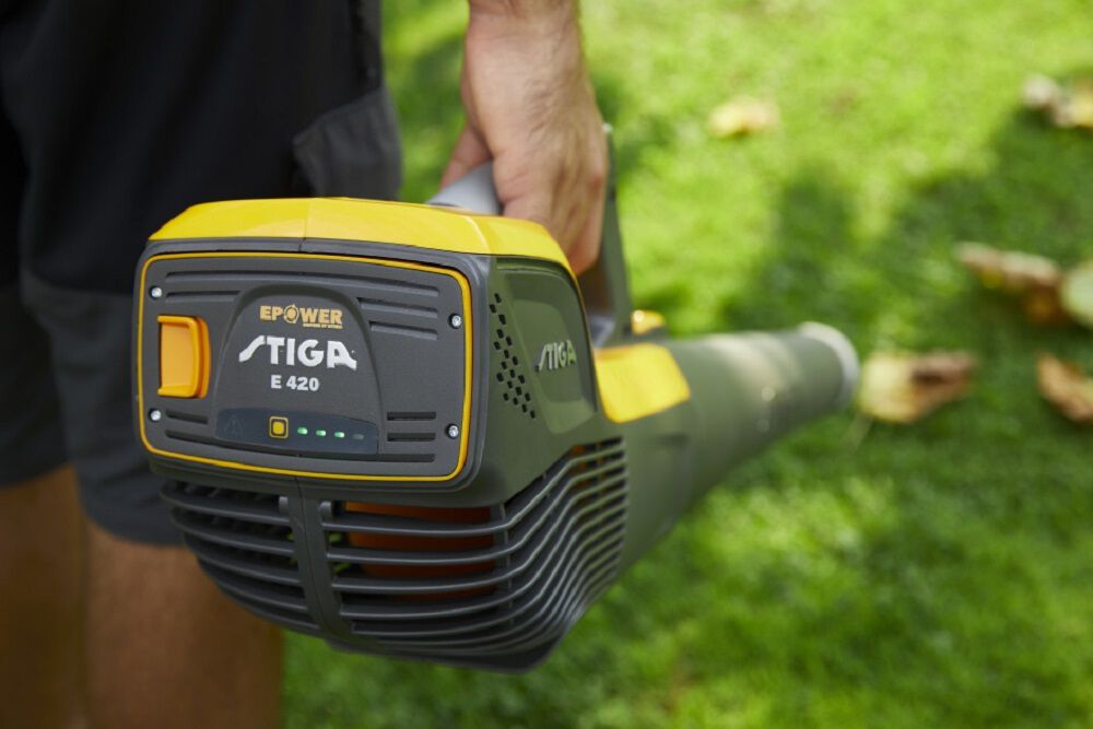 STIGA BL 500e Kit - Accu bladblazer (incl. accu en lader) - 55 m/s