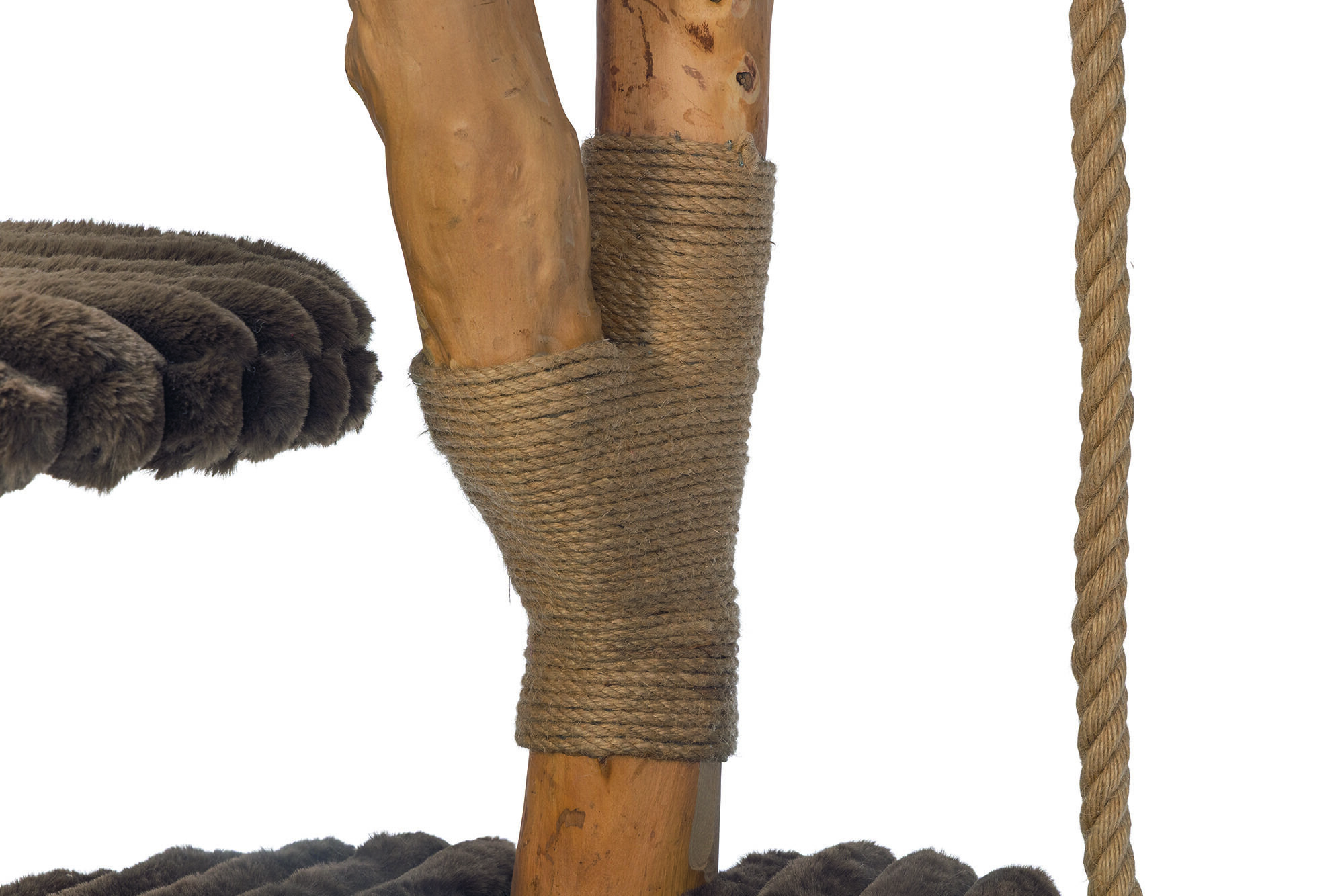 Designed by Lotte Raja - Krabpaal - Creme - 114x60x60 cm