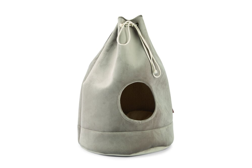 Designed by Lotte Vilar - Kattenhuis - Grijs - 60x45x45 cm Designed by Lotte Vilar - Kattenhuis - Grijs - 60x45x45 cm