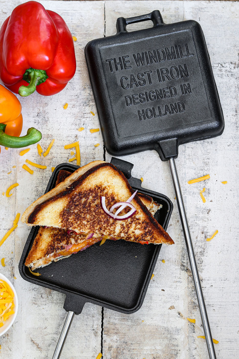 The Windmill Cast Iron - Kort handvat - Sandwichijzer - Zwart