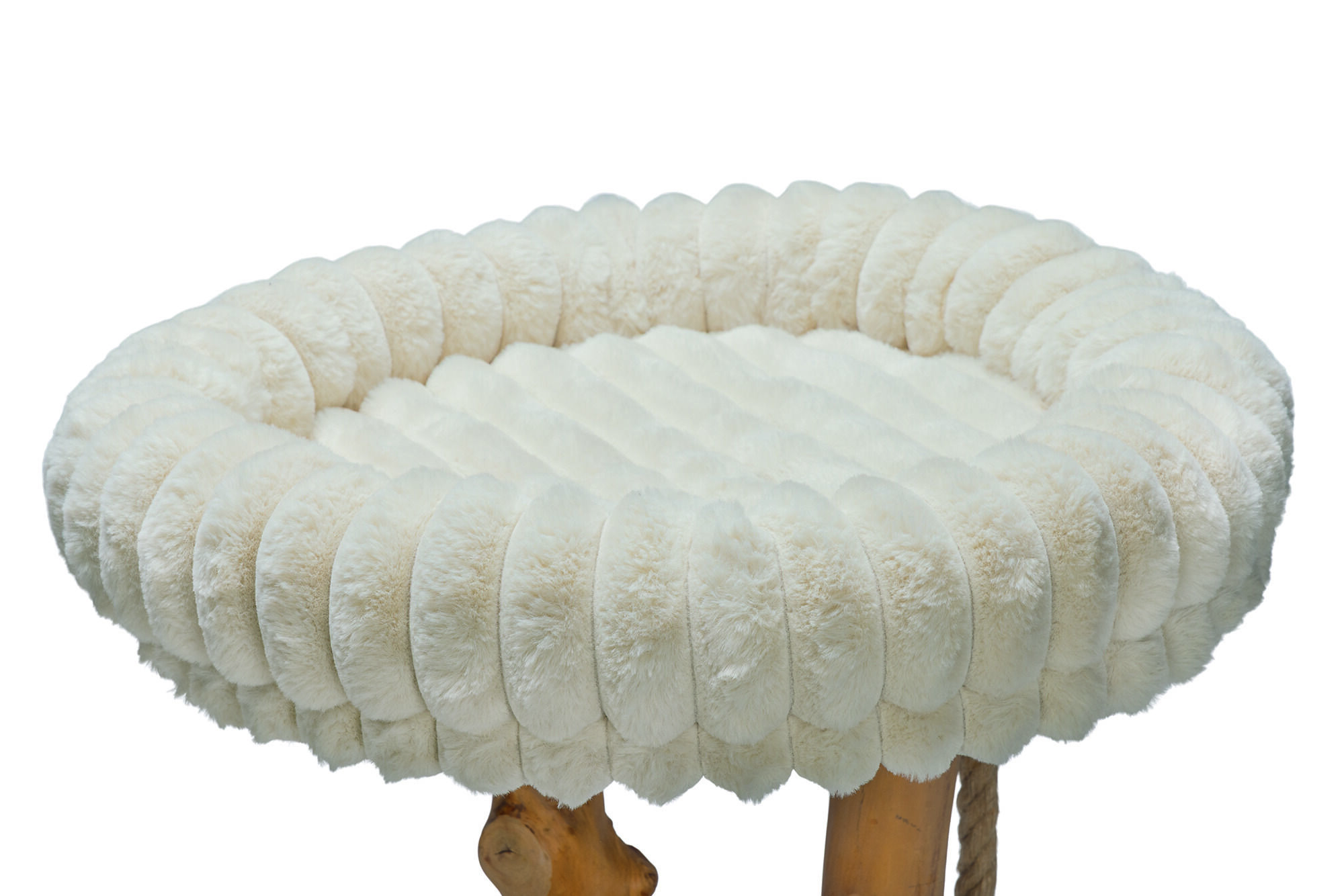 Designed by Lotte Raja - Krabpaal - Creme - 114x60x60 cm