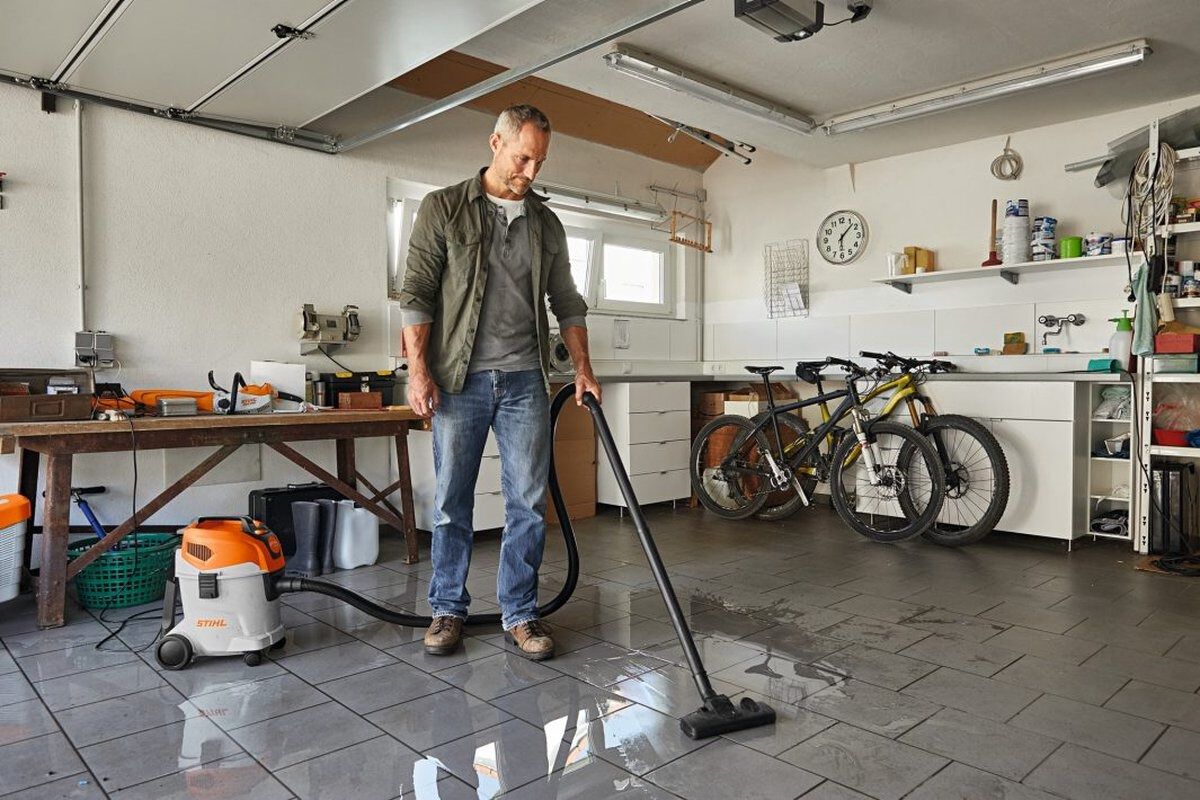 STIHL SE 33 - Stofzuiger