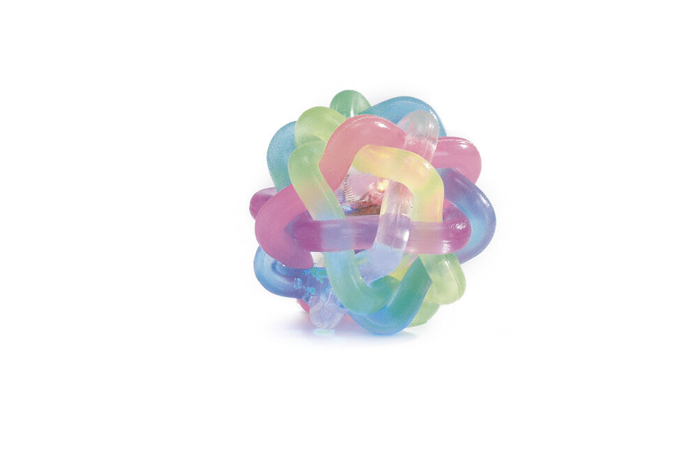 Beeztees Latex Lichtbal met Knipperlicht - Kattenspeeltje Beeztees Latex Lichtbal met Knipperlicht - Kattenspeeltje