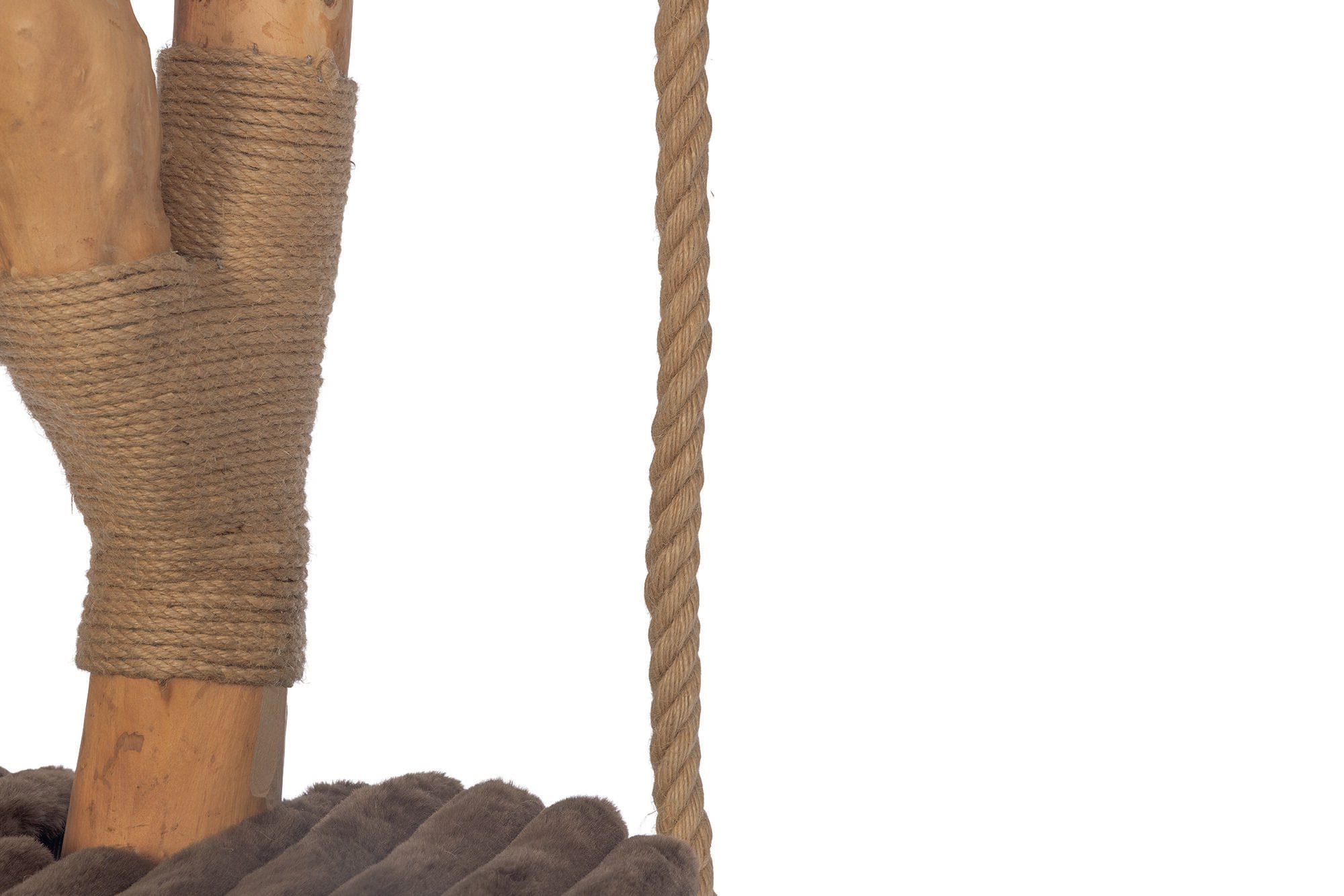 Designed by Lotte Raja - Krabpaal - Creme - 114x60x60 cm