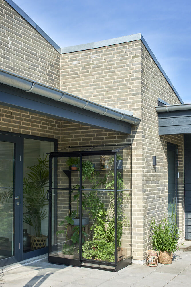 Halls Greenhouses QUBE LT 24 - Muurkas - Zwart - Veiligheidsglas