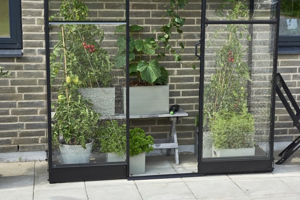 Halls Greenhouses QUBE LT 26 - Fundering - Zwart