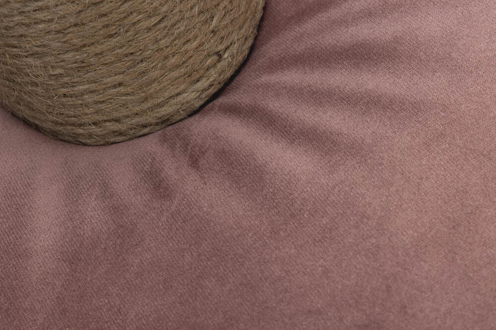 Designed by Lotte Yenna - Krabpaal - Roze - 50x35x35 cm