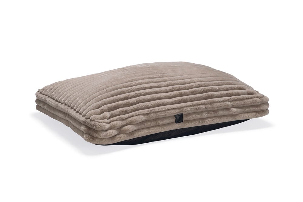 Designed by Lotte Reza - Hondenkussen - Beige - 12x70x100 cm - Middel Designed by Lotte Reza - Hondenkussen - Beige - 12x70x100 cm - Middel