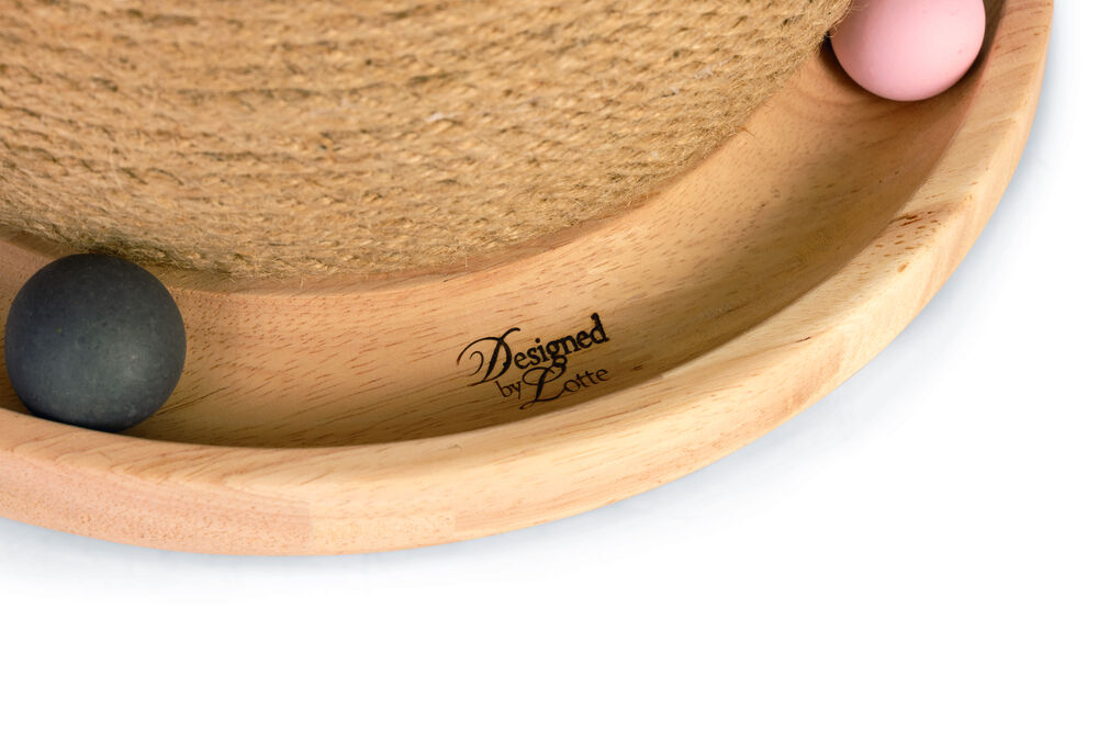 Designed by Lotte Mila - Krabpaal - Naturel - 29.5x29.5x22 cm