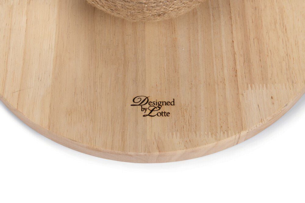 Designed by Lotte Elio - Krabbol - Naturel - 34x34x47.5 cm