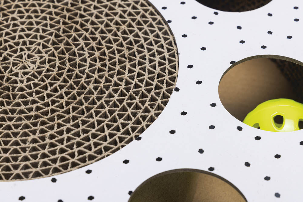 Beeztees Hide - Krabkarton - Bruin Roze - 7x35x35 cm