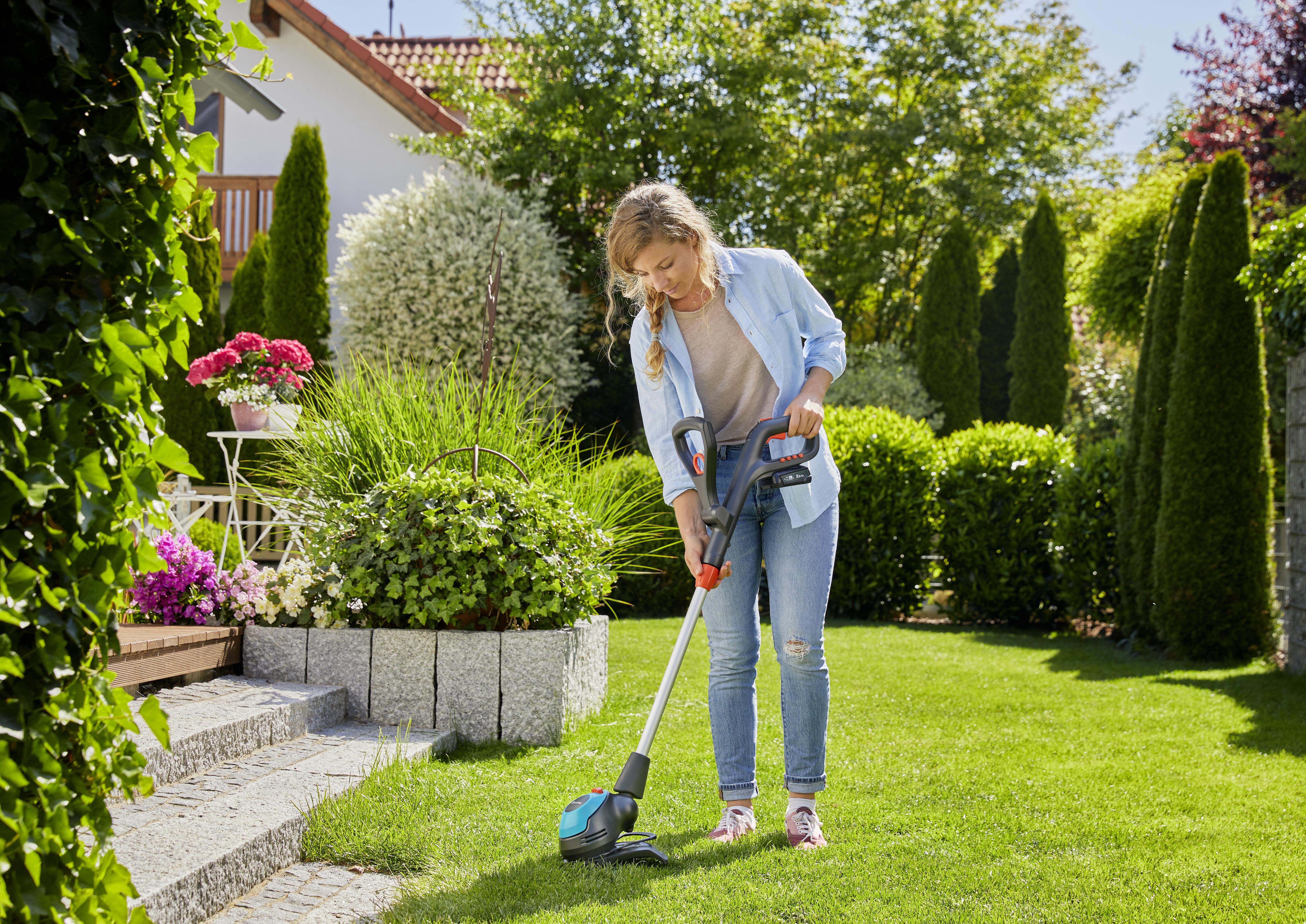 GARDENA EasyCut 23/18V P4A set (incl. accu en later) - Accu-trimmer - 23cm