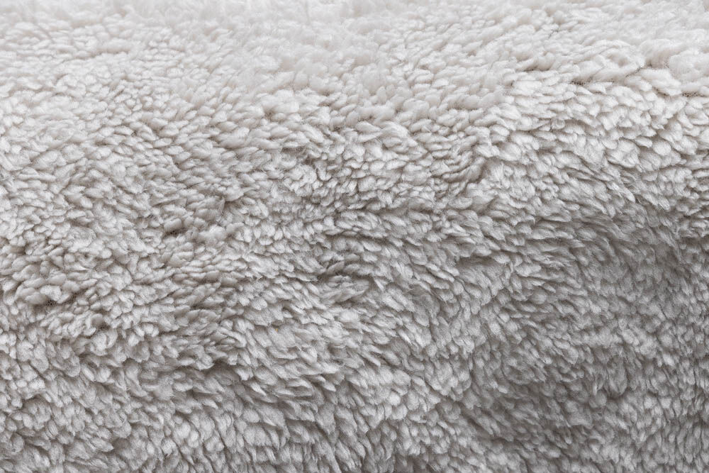 Designed by Lotte Bundu - Draagtas - Beige