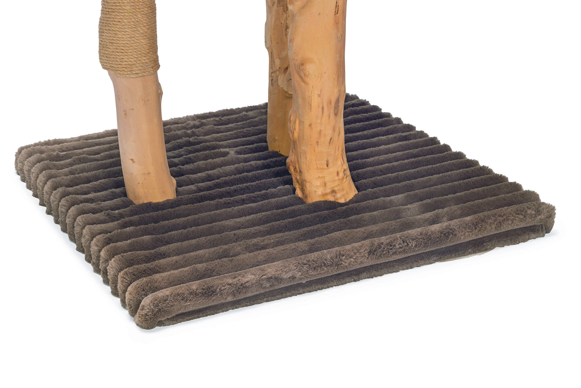 Designed by Lotte Raja - Krabpaal - Creme - 114x60x60 cm