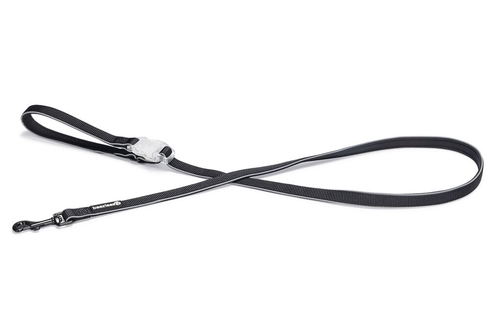 Beeztees Parinca - Reflecterende Hondenriem - zwart - 2 cm - 150 cm Beeztees Parinca - Reflecterende Hondenriem - zwart - 2 cm - 150 cm