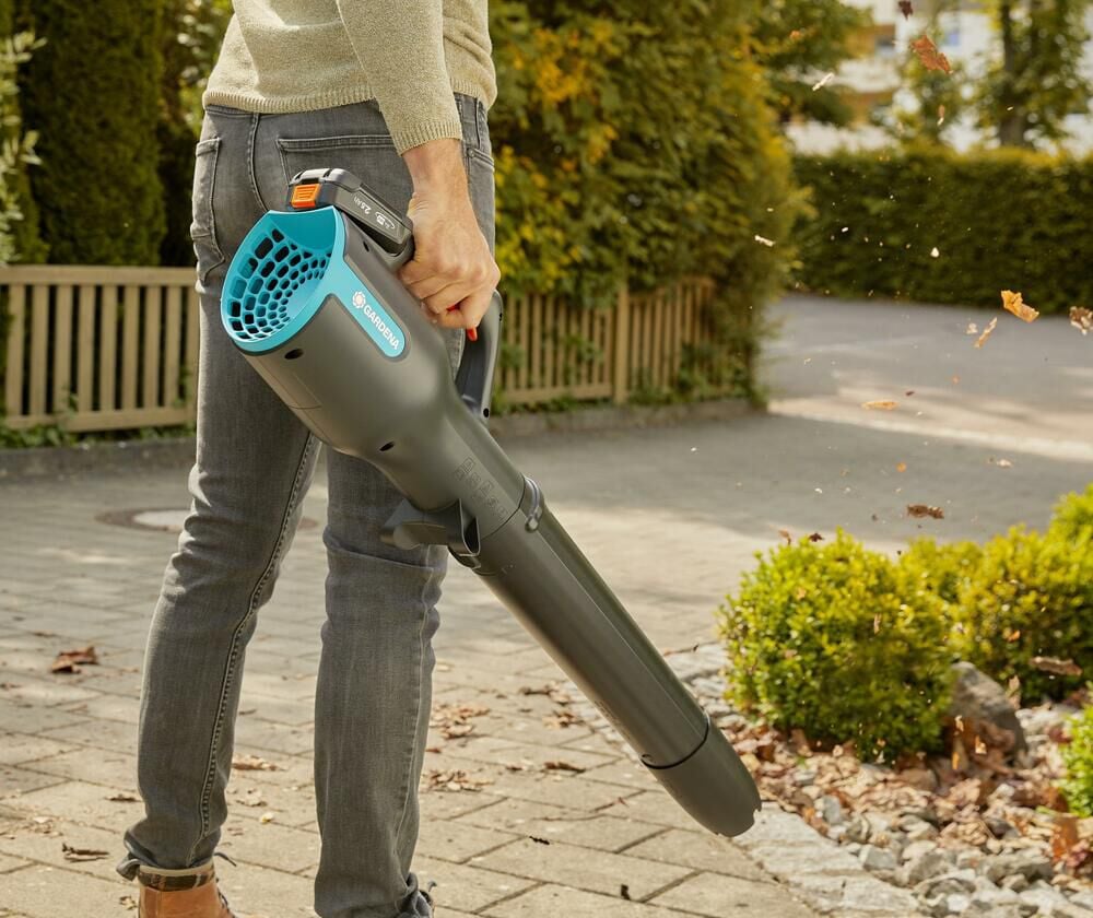 Gardena 18V P4A  (excl. Accu en lader) - Accu-bladblazer - 27,77m/s
