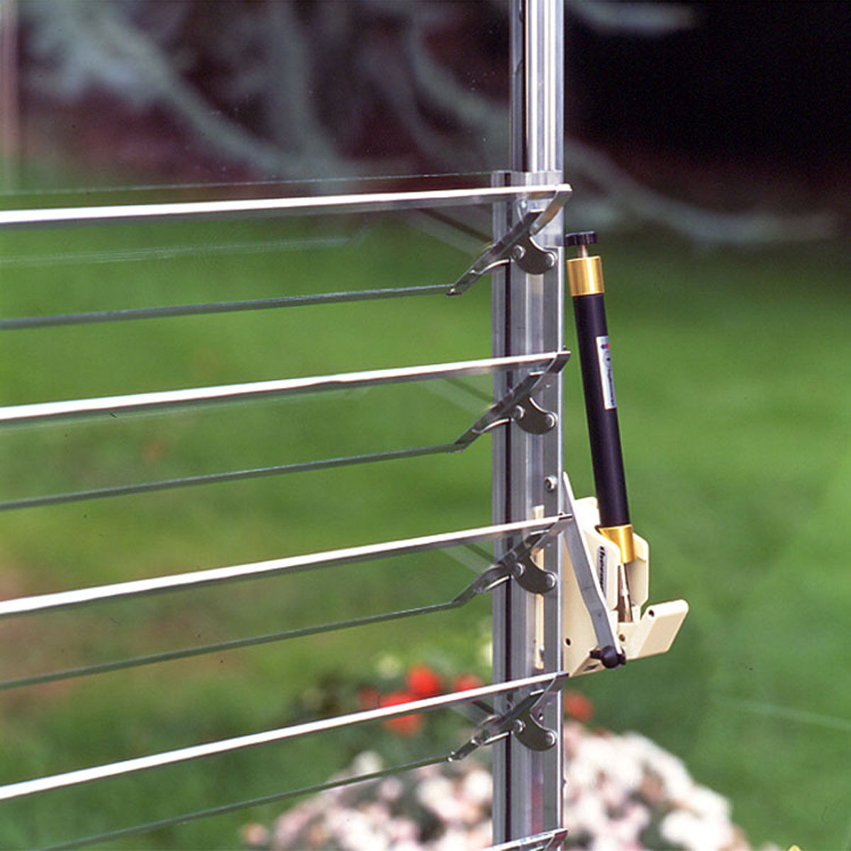 ROYAL WELL Louvre - Raamopener