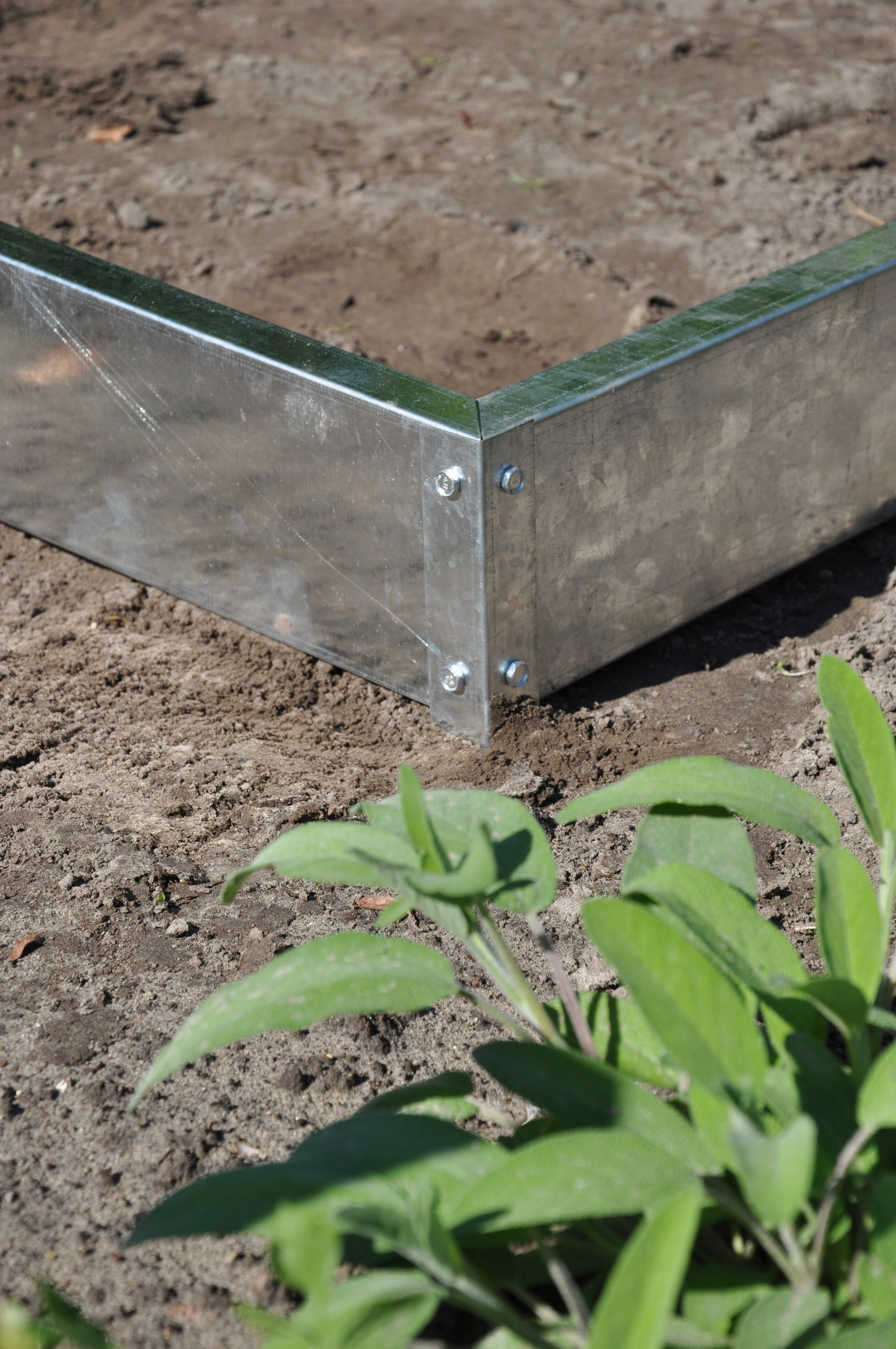 HALLS Magnum 108 - Fundering - zilver - 12x3x322 cm