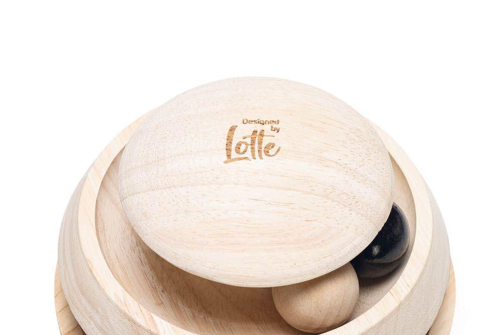 Designed by Lotte Neya - Kattenspeeltje - Bruin