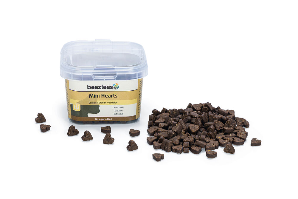Beeztees Mini Hearts Granen - Kattensnack Beeztees Mini Hearts Granen - Kattensnack