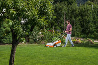 STIHL  RMA 235 - Accu grasmaaier incl accu en lader - 250 m2 - Inclusief accu|Inclusief lader