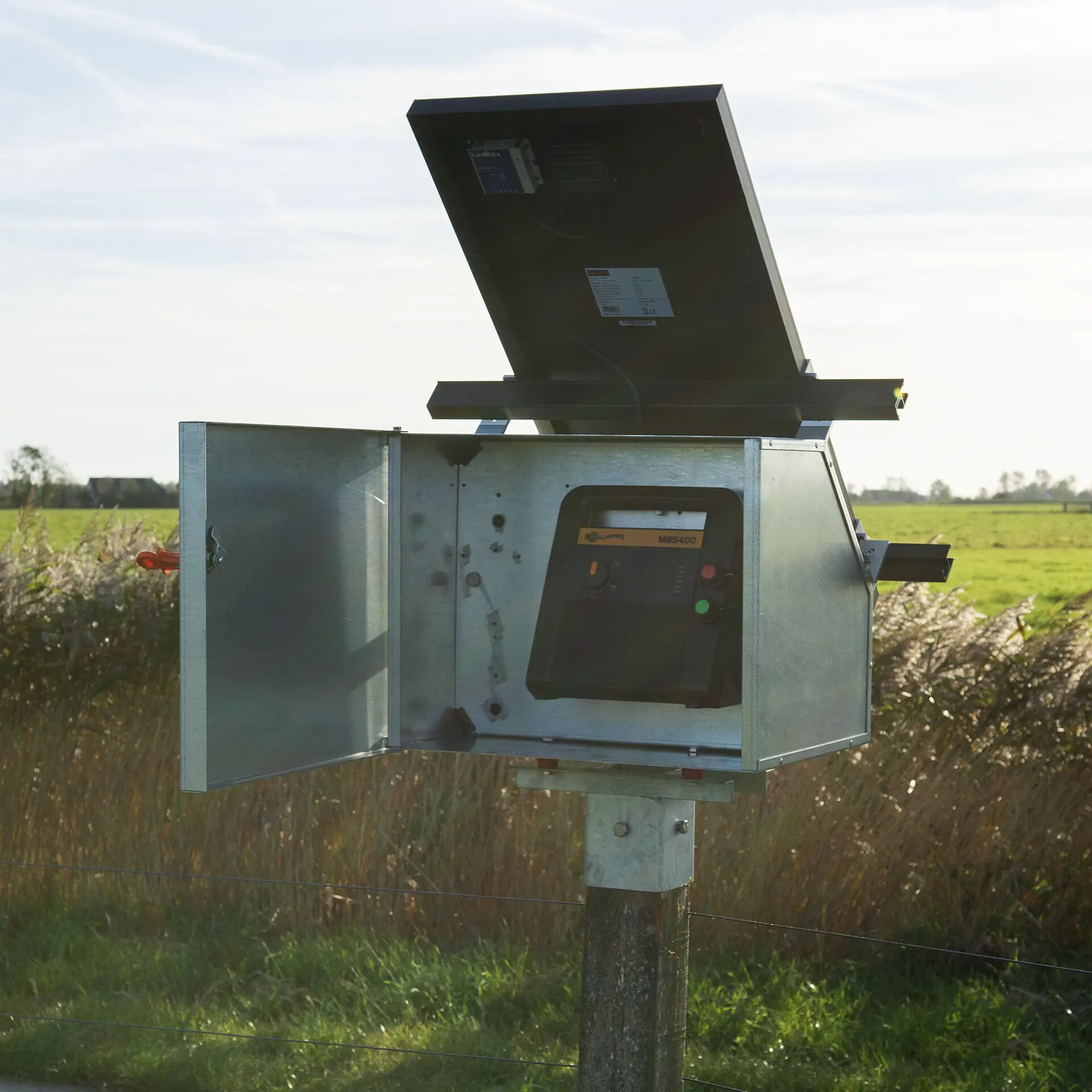 GallagherMBS400 solarbox inbraakwerend - Solar Schrikdraadapparaat - 28 cm - 25.7 cm