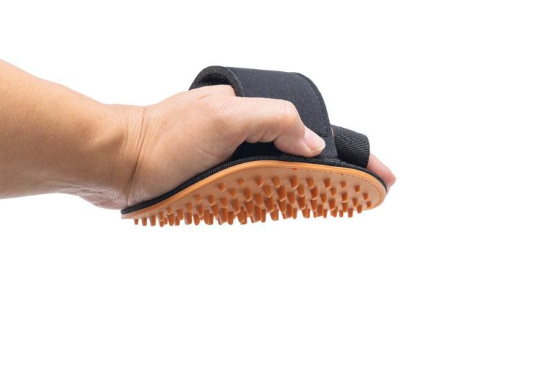 Beeztees Kitten - Massageborstel - Bruin - 18.9x12.1x2.2 cm