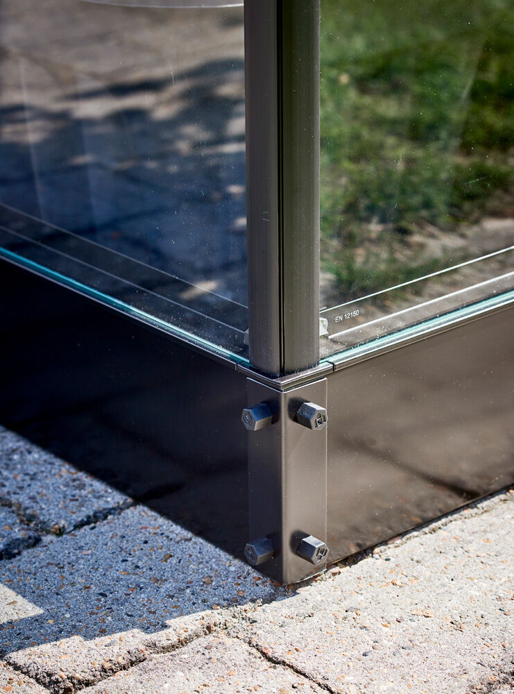 HALLS Qube 816 - Fundering - zwart - 3x12x5.08 cm