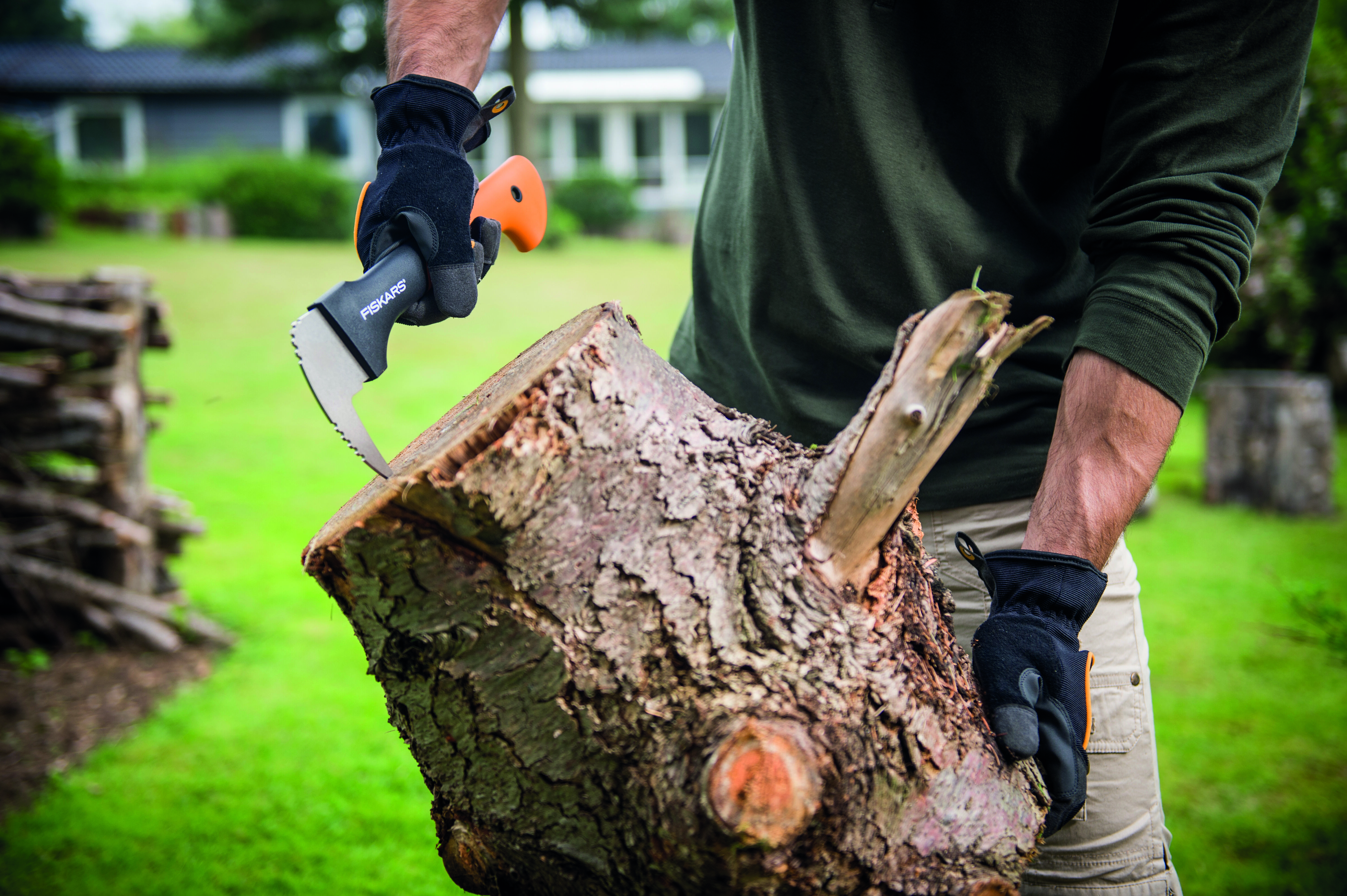 Fiskars XA2 - Handsappie