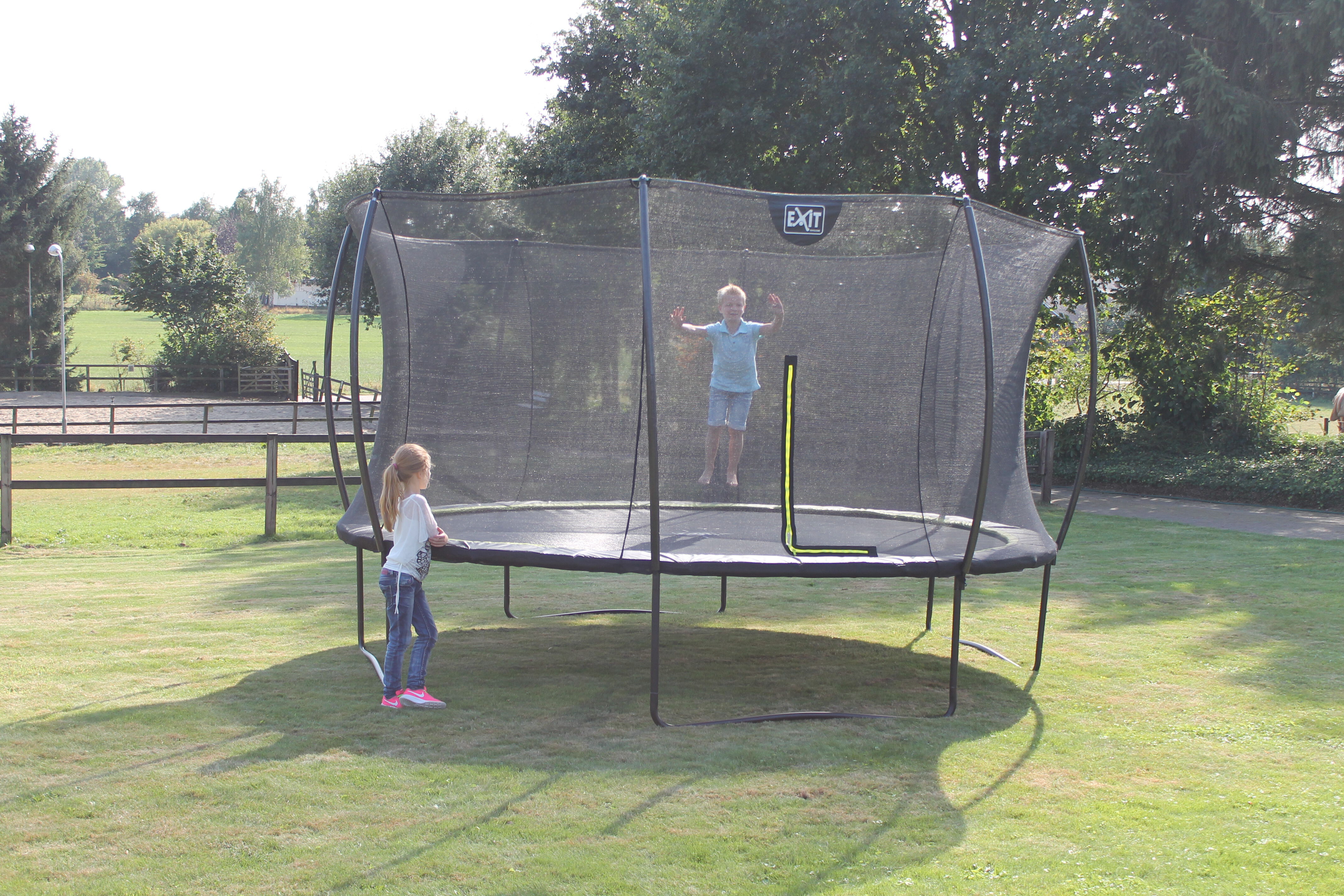 EXIT Silhouette - Trampoline - Limegroen - 427 cm