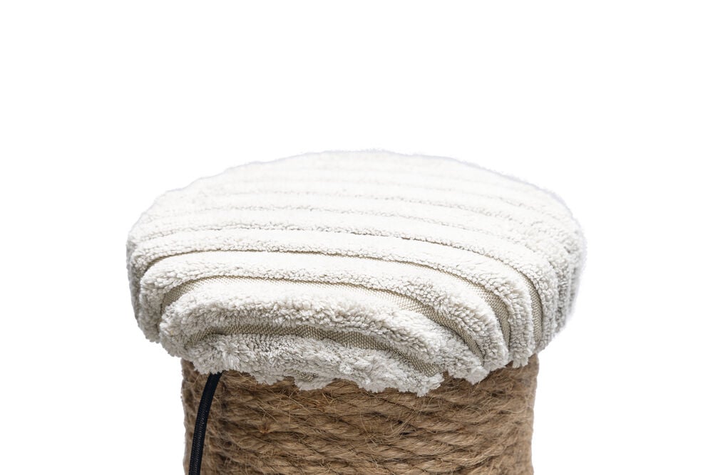 Designed by Lotte Ribbed - Krabpaal - Lichtgrijs - 51x35x35 cm