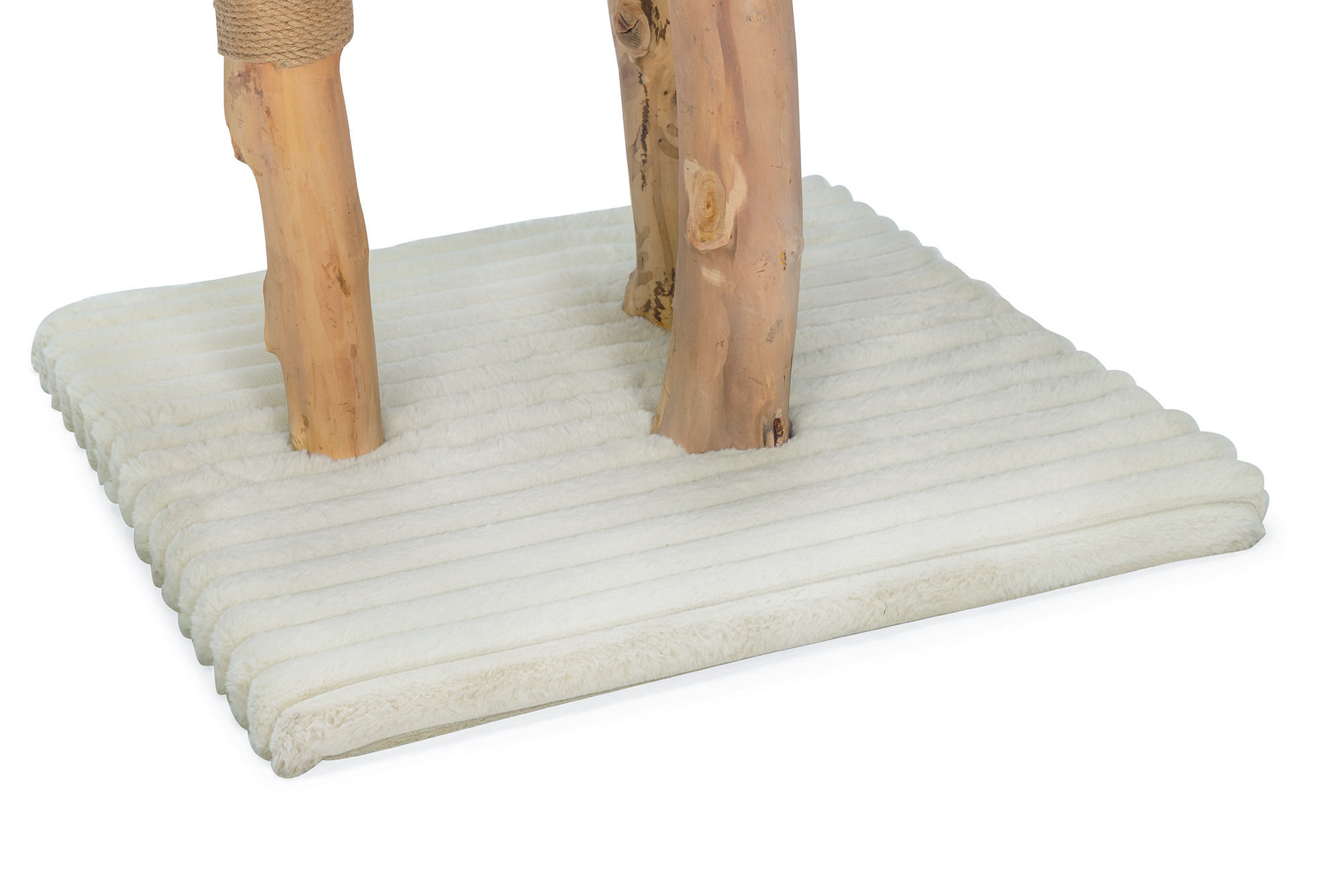 Designed by Lotte Raja - Krabpaal - Creme - 114x60x60 cm