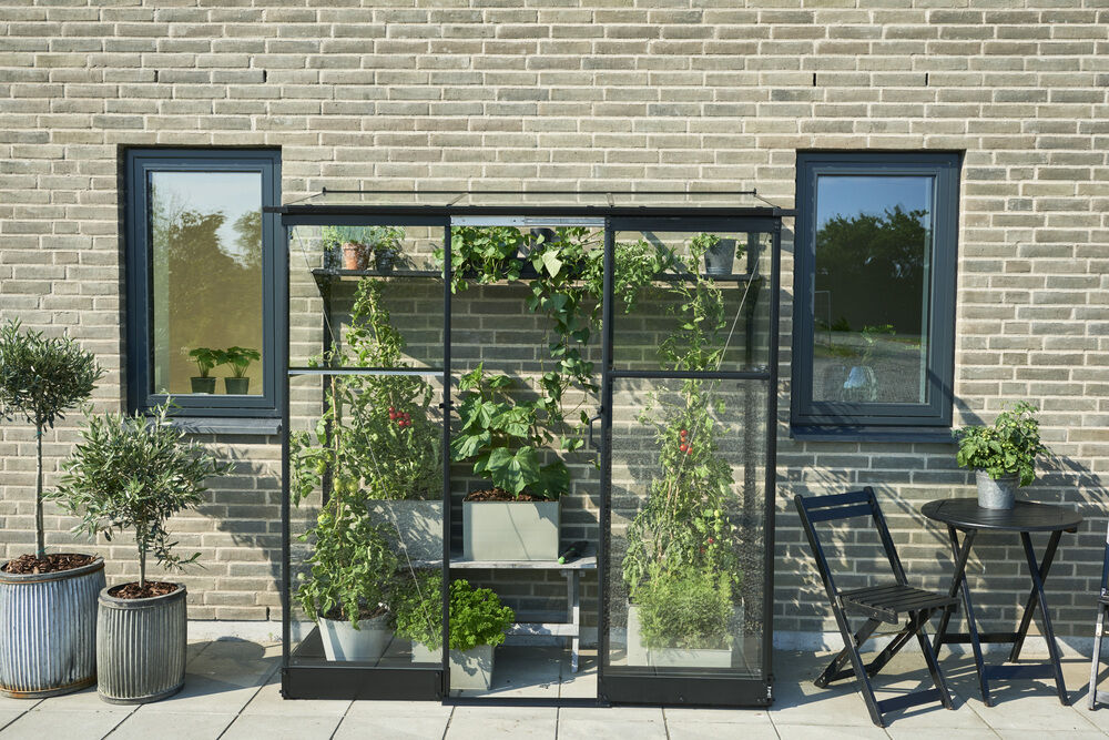 Halls Greenhouses QUBE LT 26 - Muurkas