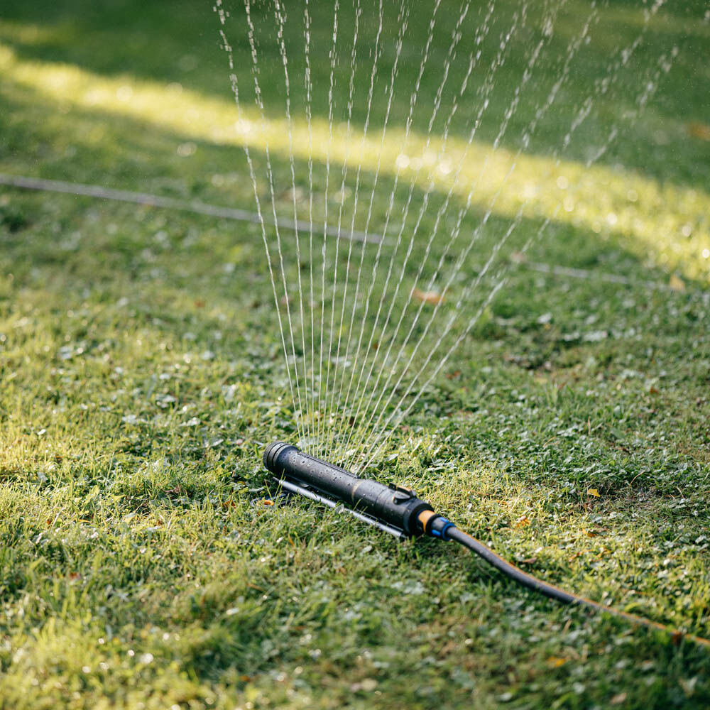 FISKARS Comfort - Zwenksproeier - Medium