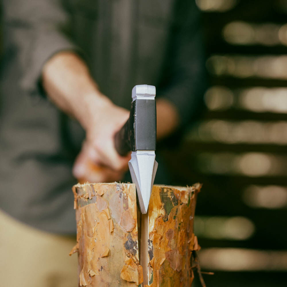 Fiskars X28 - Kloofbijl - Zwart, Oranje