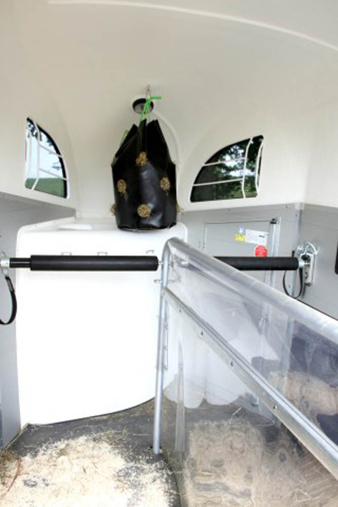 Kerbl HayBag - Hooizak - 195 Liter - Zwart - 48x48x90 cm