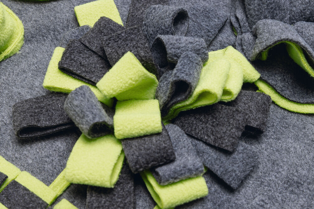 Beeztees Flora - Snuffelmat - Hondenspeelgoed - multi - 7x45x70 cm