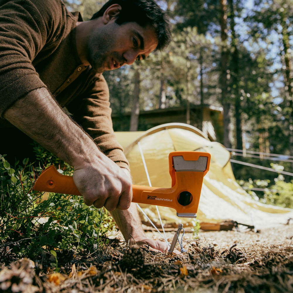 Fiskars X13 - Vrijetijdsbijl - Zwart, Oranje