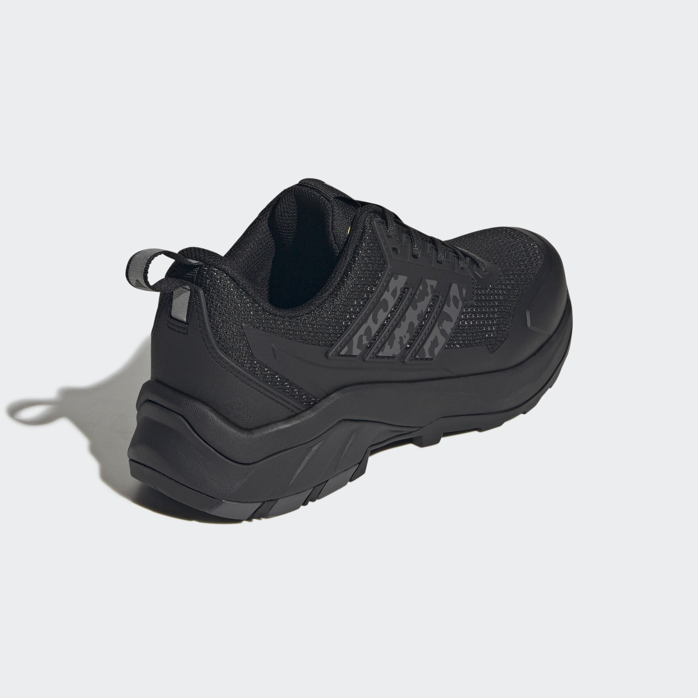 adidas Aedus Low - Werkschoenen - Zwart/Panter - 37