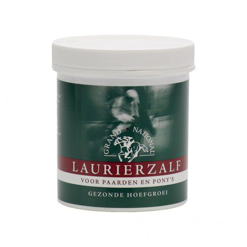 Grand National Laurierzalf - Hoefverzorging Paard