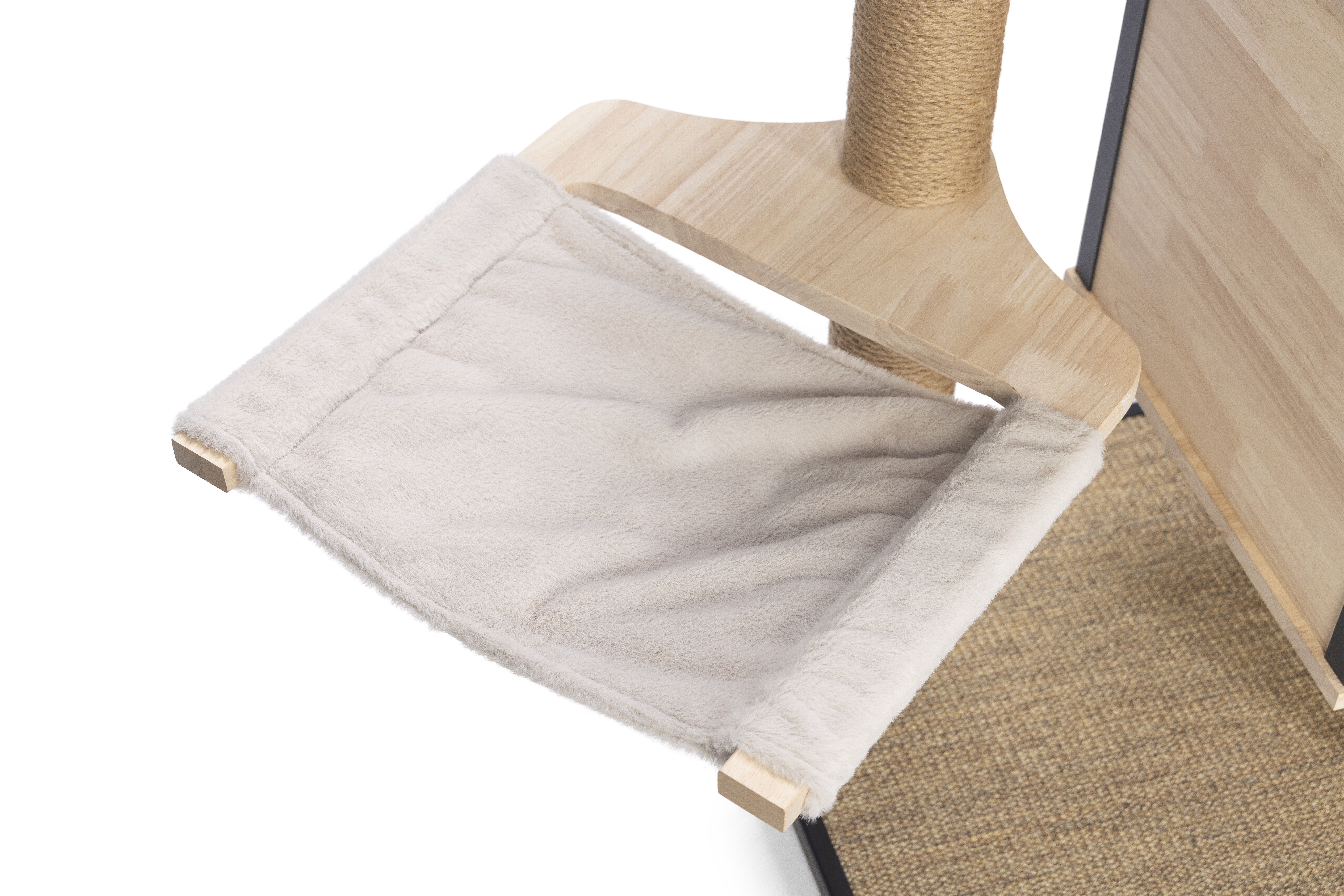 Designed by Lotte Nola - Krabmeubel - Bruin - 97x56x56 cm