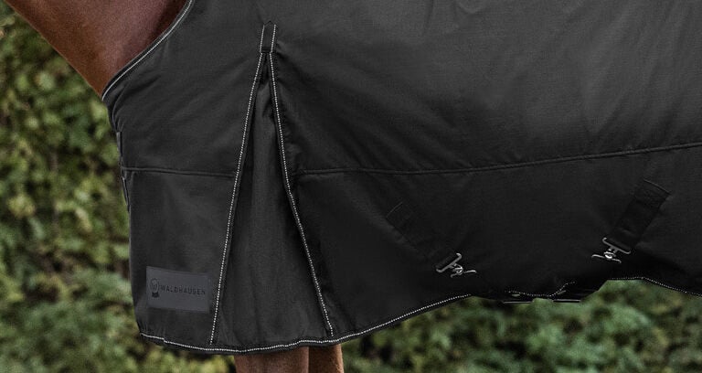 Waldhausen Nordic Hoge nek Light - Winterdeken - Paardendeken - Zwart - 125/175