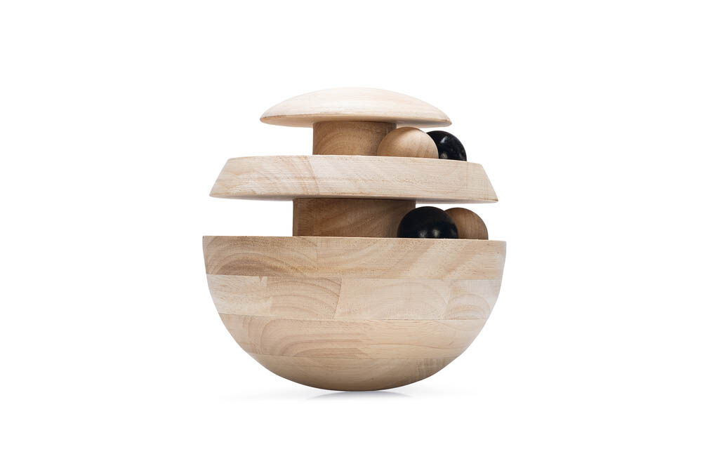 Designed by Lotte Neya - Kattenspeeltje - Bruin