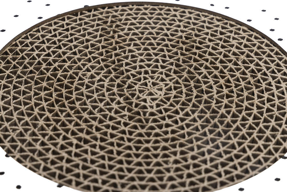 Beeztees Hide - Krabkarton - Bruin Roze - 7x35x35 cm