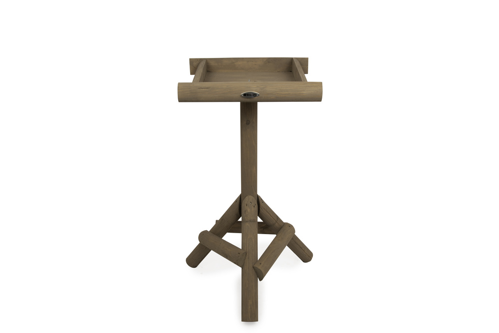 Vogelbescherming Husavik - Voederhuis op paal