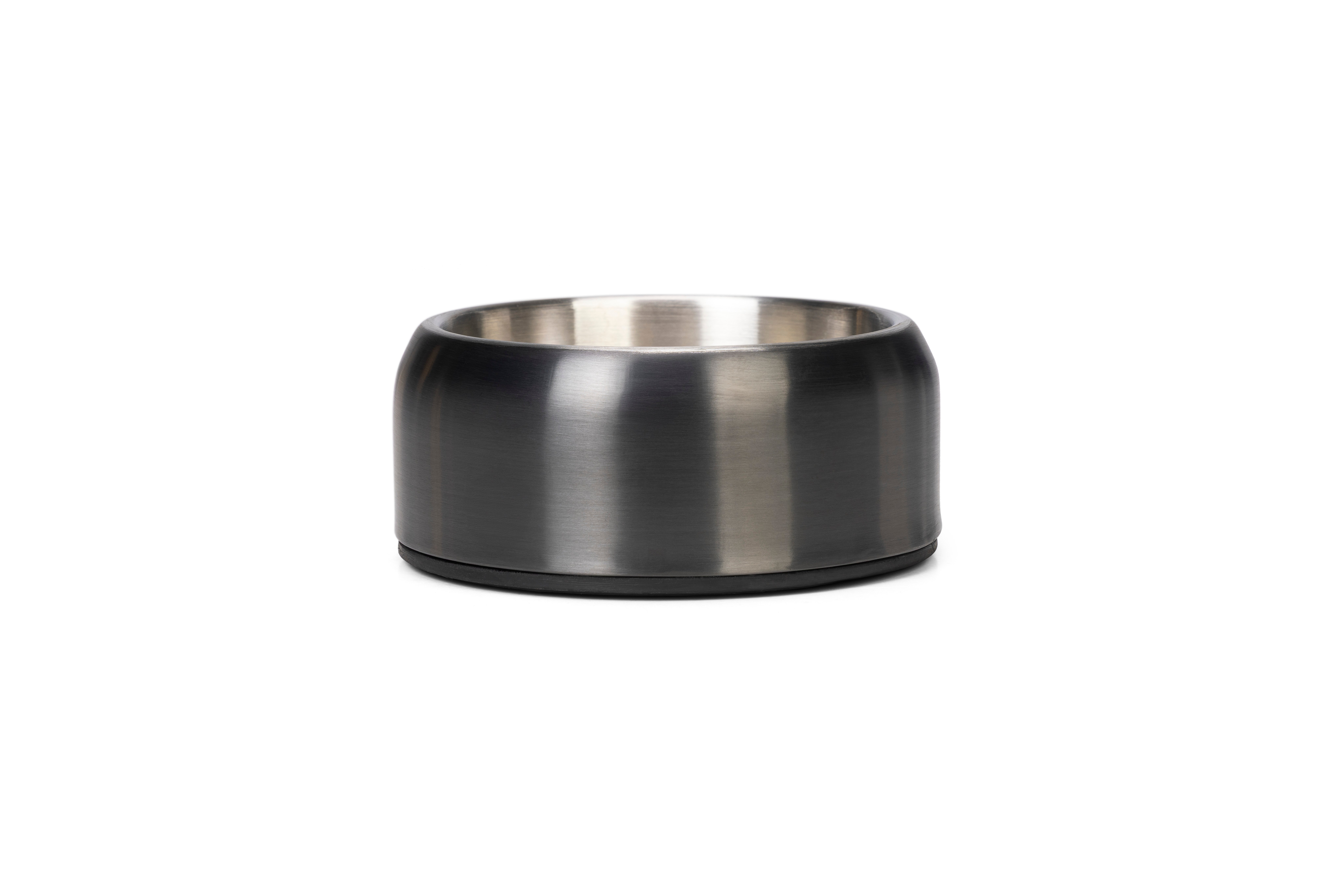 Designed by Lotte Noar - Voerbak - Zwart - 21.5 cm Designed by Lotte Noar - Voerbak - Zwart - 21.5 cm