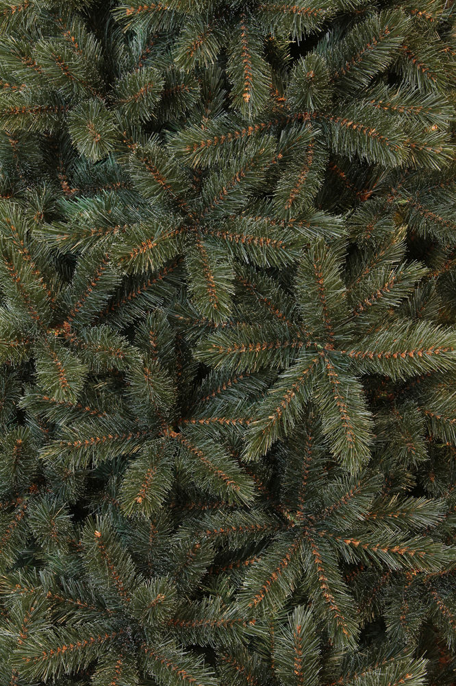 Triumph Tree Forest Frosted Pine Slim Fit - Kunstkerstboom - Blauw / Groen - 155 cm