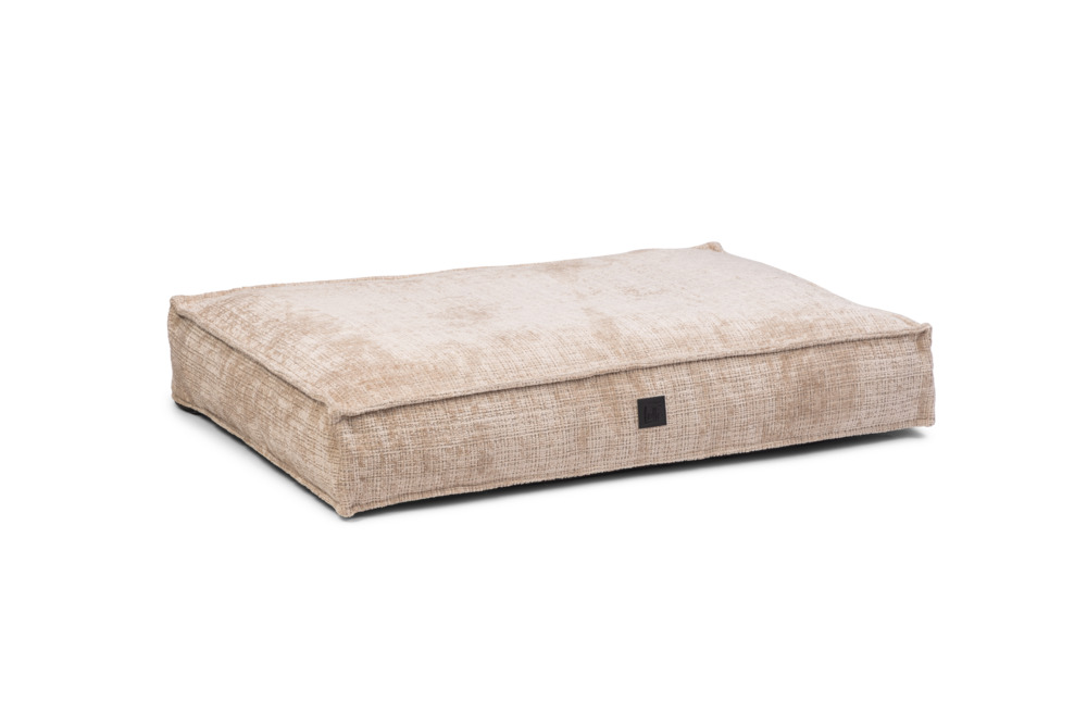 Designed by Lotte Wave Essence Orthopedisch - Hondenkussen - Beige - 15x100x70 cm Designed by Lotte Wave Essence Orthopedisch - Hondenkussen - Beige - 15x100x70 cm